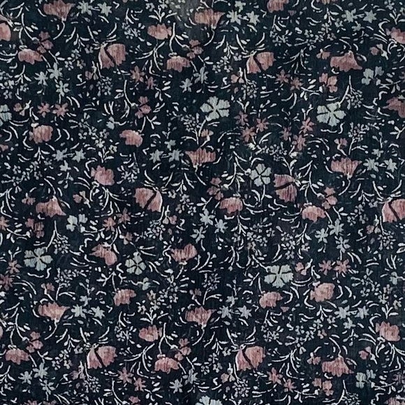 American Eagle floral cold-shoulder blouse - Picture 4 of 5